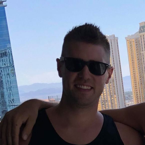 Meet your Posher, Robert - Picture 1 of 1